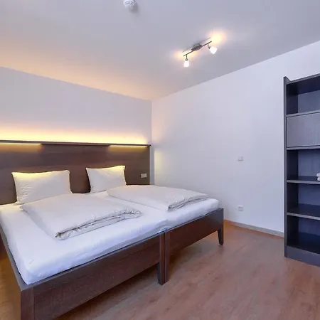 Daire Gaestehaus Am Lindenhain *