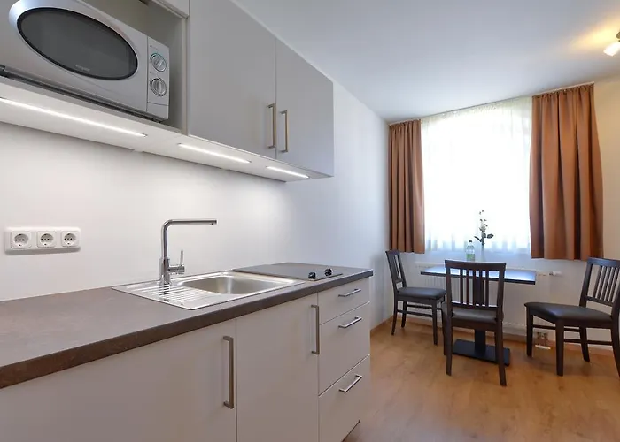 Gaestehaus Am Lindenhain Apartamento Erding