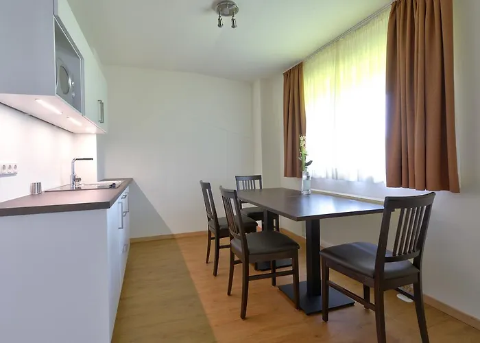 Gaestehaus Am Lindenhain * Erding