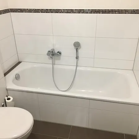 Gaestehaus Am Lindenhain アパート エルディング